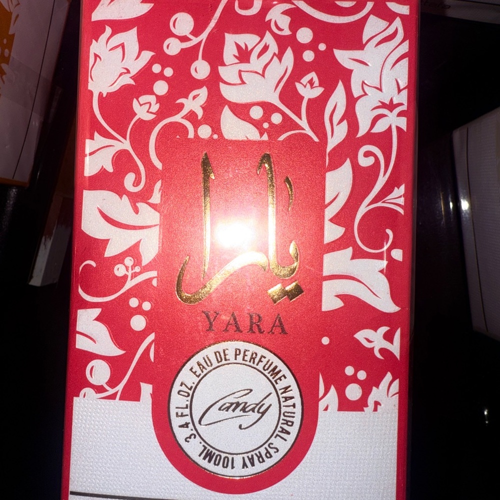 Yara Candy Perfume